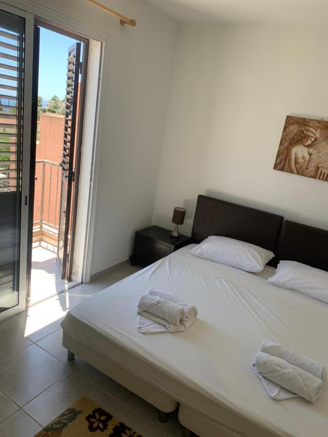 Desire Gardens Townhouse F5 Villa Peyia Exterior photo
